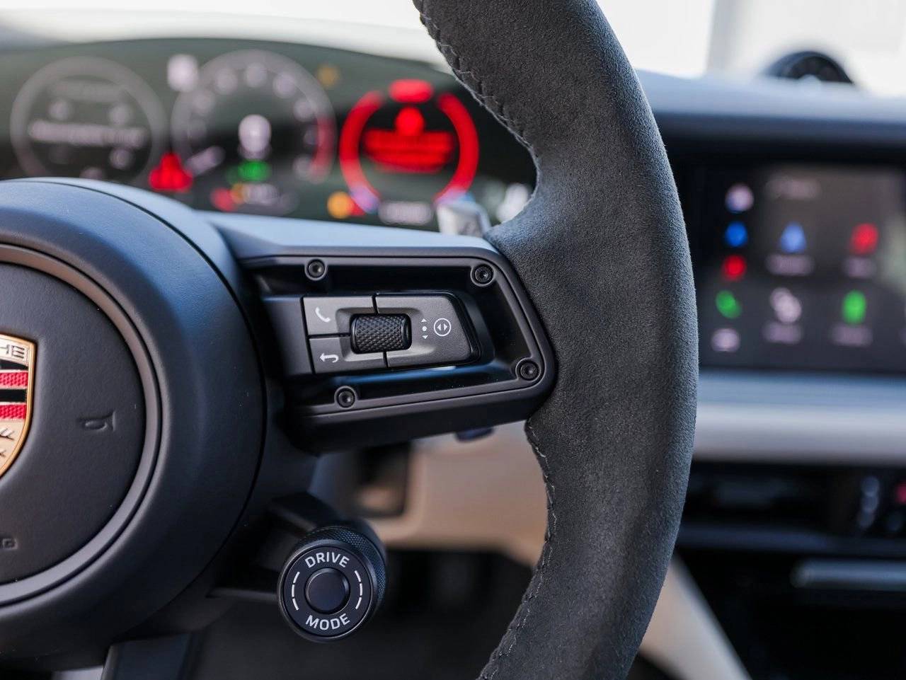 2025 Porsche Cayenne E-Hybrid Coupe