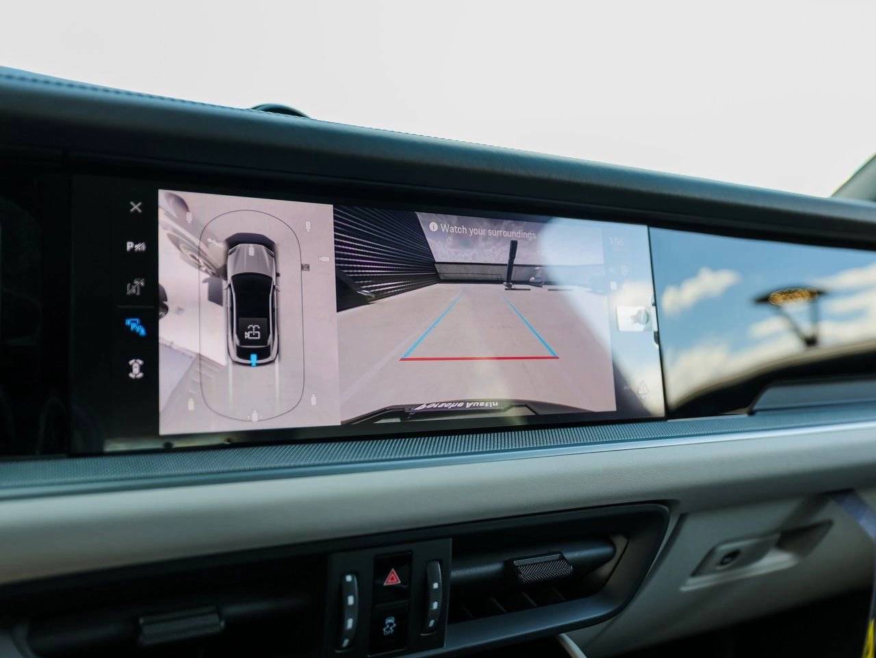 2025 Porsche Cayenne E-Hybrid Coupe