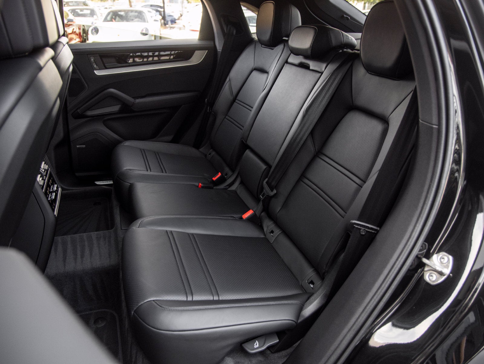 2027 Porsche Cayenne Cayenne E-Hybrid Coupe