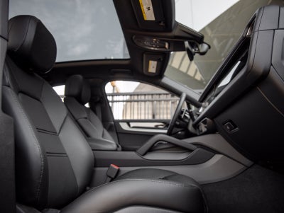 2027 Porsche Cayenne Cayenne E-Hybrid Coupe