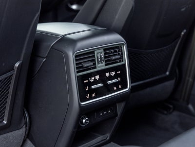 2025 Porsche Cayenne Cayenne GTS Coupe