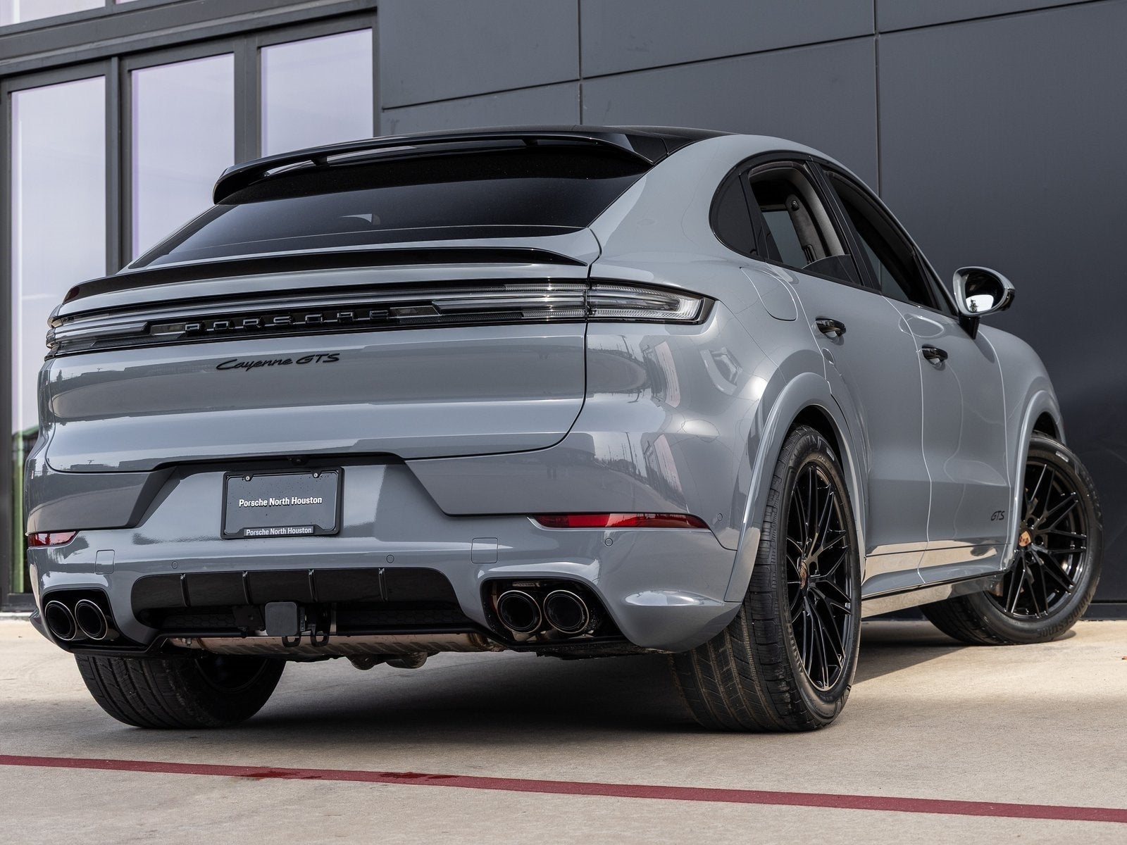 2026 Porsche Cayenne Coupe Cayenne GTS Coupe