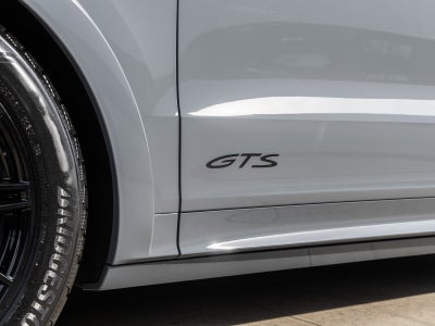 2026 Porsche Cayenne Coupe Cayenne GTS Coupe