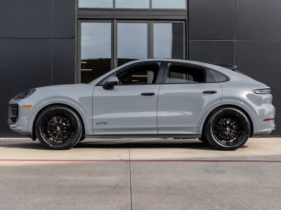 2026 Porsche Cayenne Coupe Cayenne GTS Coupe