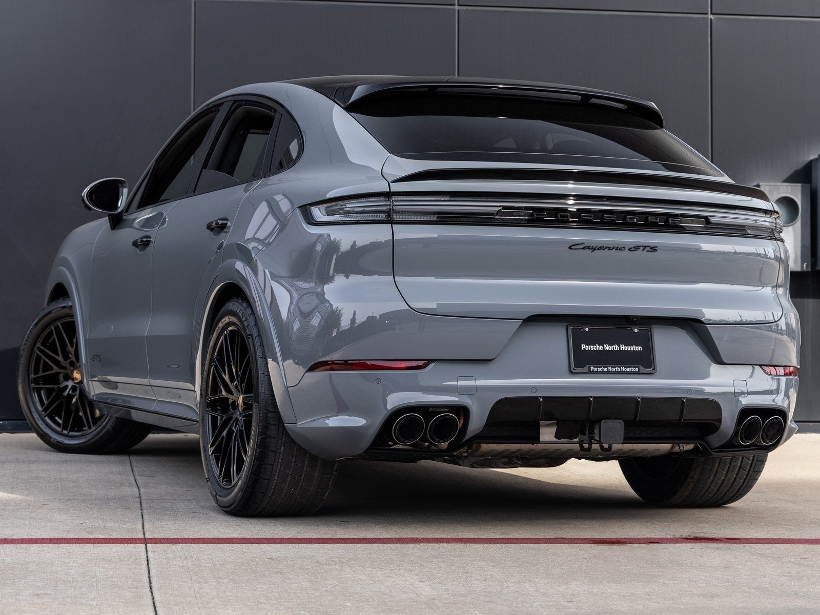 2026 Porsche Cayenne Coupe Cayenne GTS Coupe