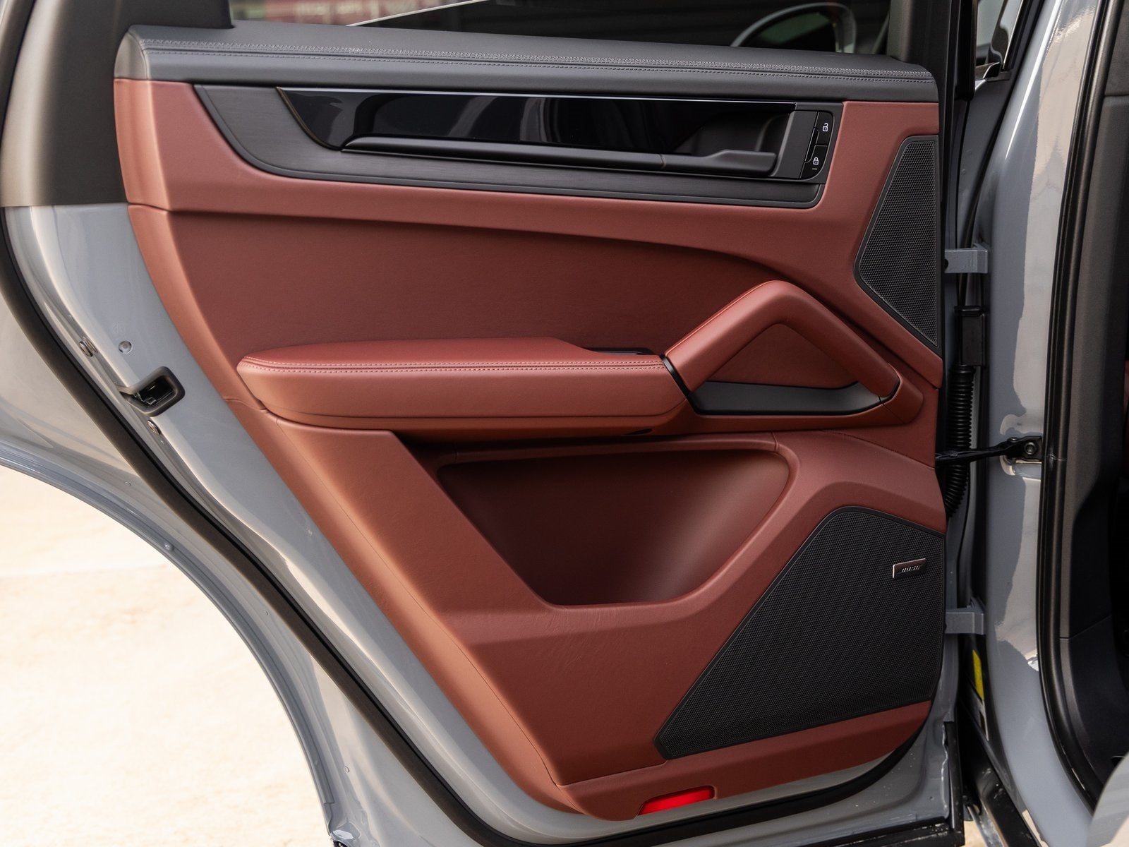 2026 Porsche Cayenne Coupe Cayenne GTS Coupe