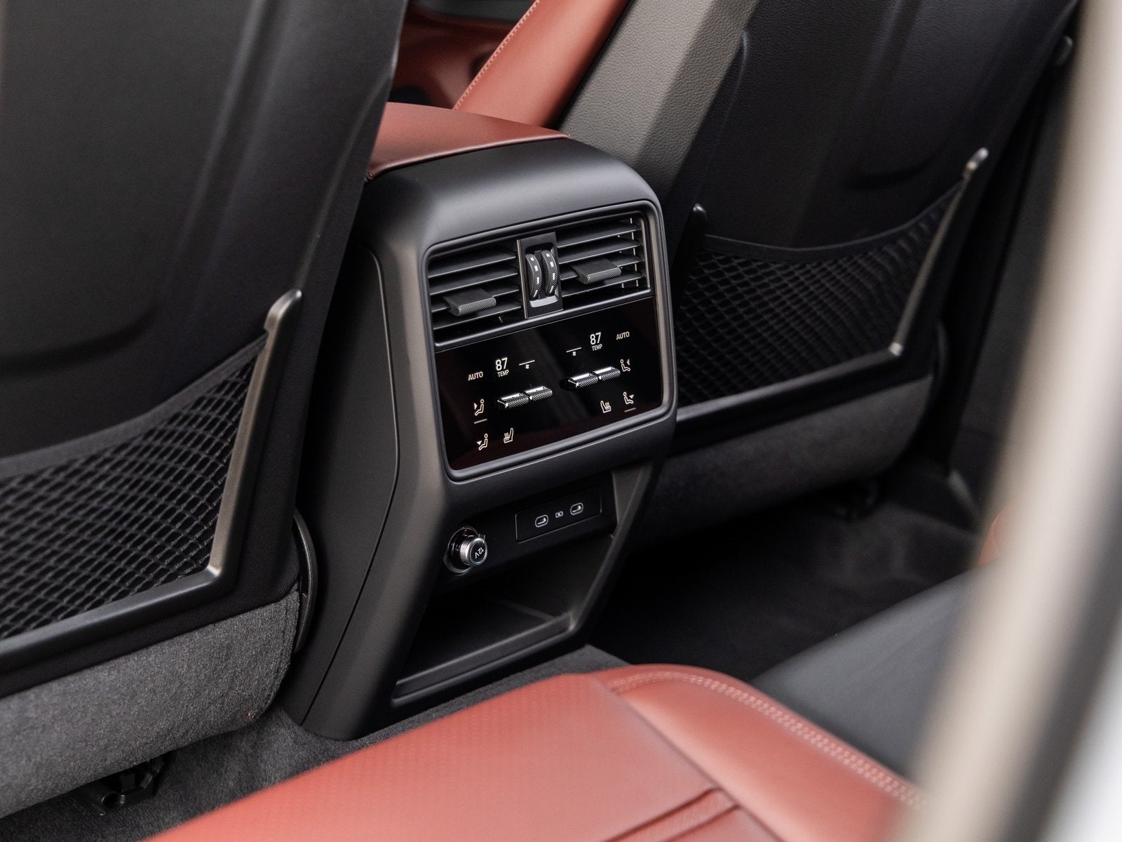 2026 Porsche Cayenne Coupe Cayenne GTS Coupe