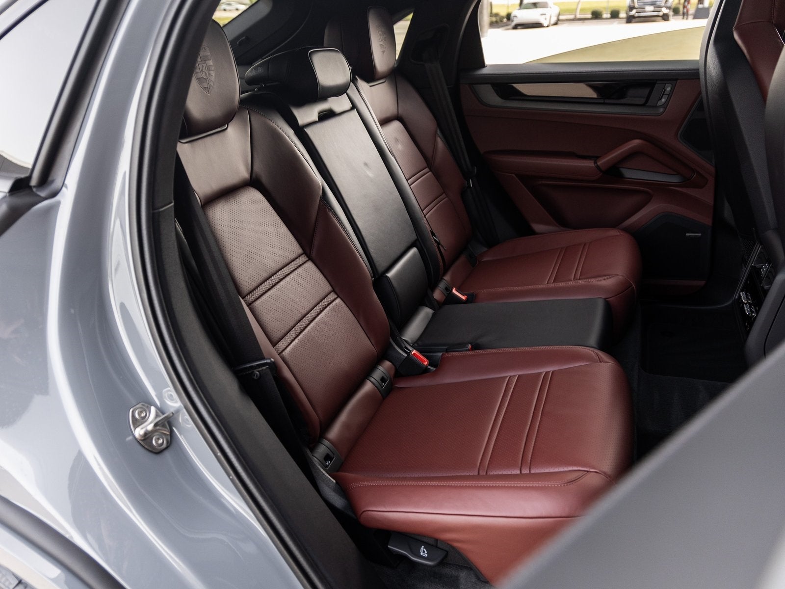 2026 Porsche Cayenne Coupe Cayenne GTS Coupe