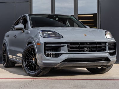 2026 Porsche Cayenne Coupe Cayenne GTS Coupe