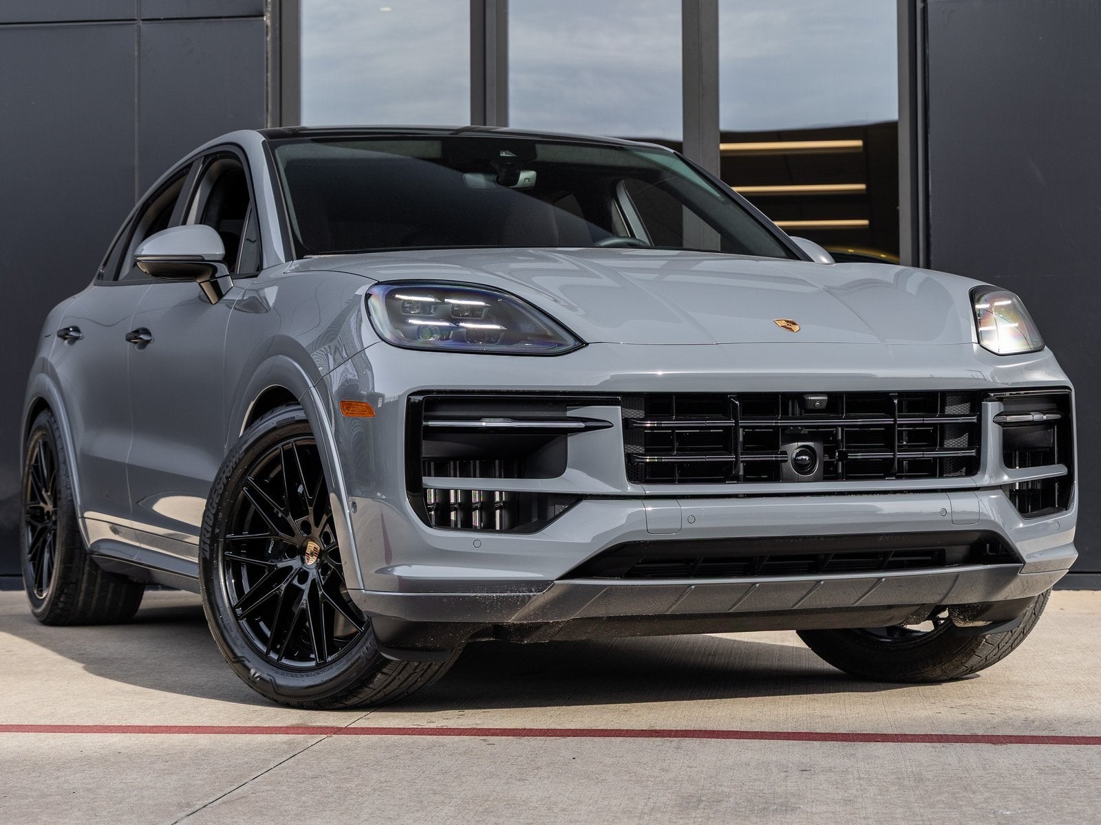 2026 Porsche Cayenne Coupe Cayenne GTS Coupe