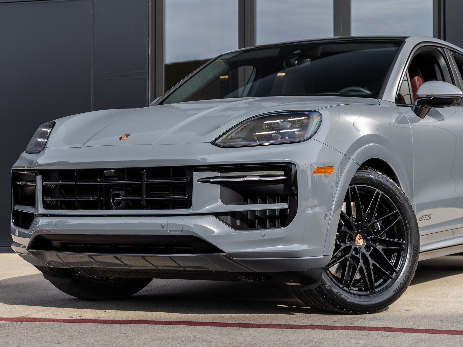 2026 Porsche Cayenne Coupe Cayenne GTS Coupe