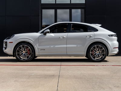 2026 Porsche Cayenne Cayenne GTS Coupe