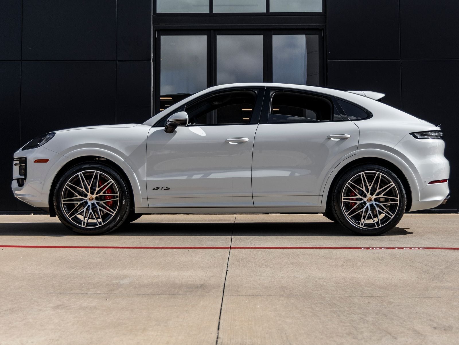 2026 Porsche Cayenne Cayenne GTS Coupe