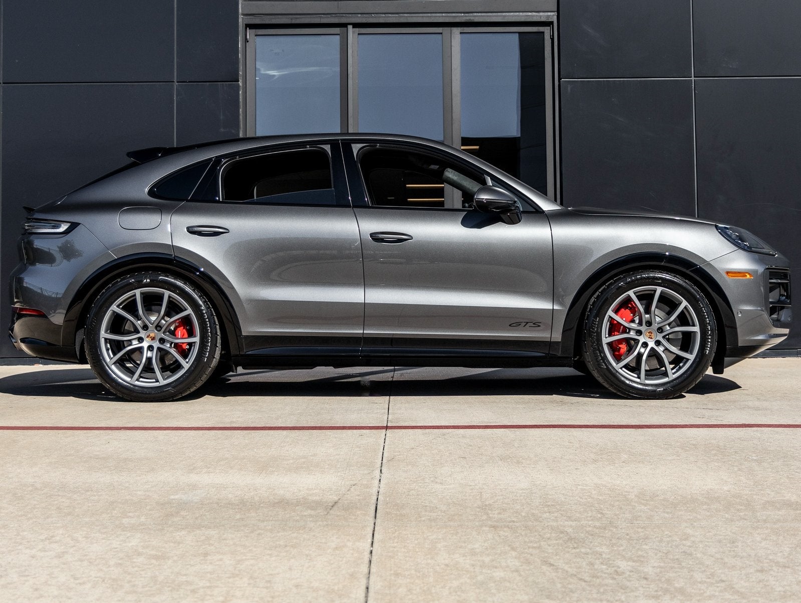 2026 Porsche Cayenne Coupe Cayenne GTS Coupe