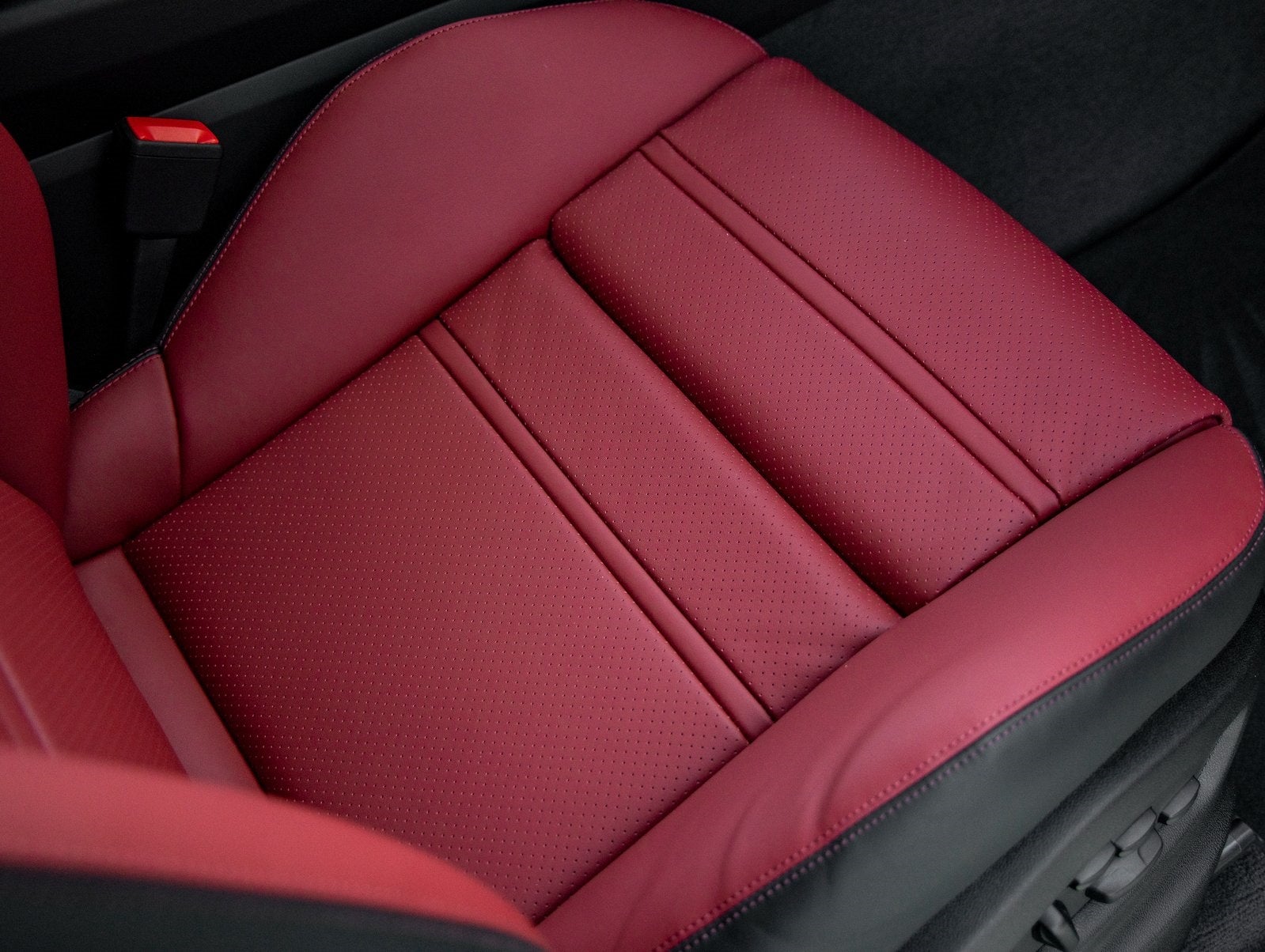 2026 Porsche Cayenne Coupe Cayenne GTS Coupe