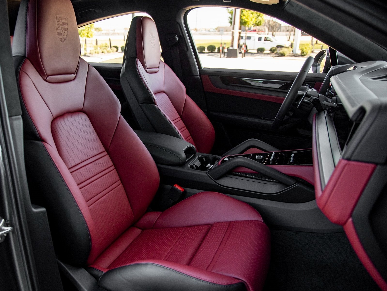 2026 Porsche Cayenne Coupe Cayenne GTS Coupe