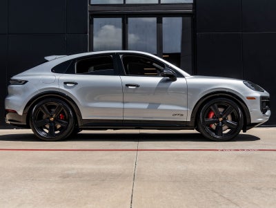 2026 Porsche Cayenne Cayenne GTS Coupe