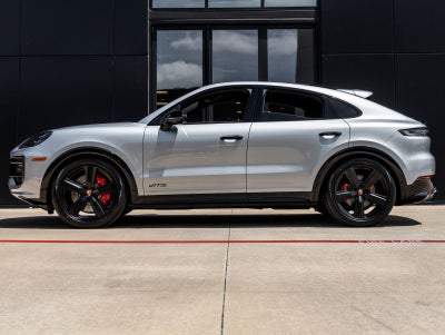 2026 Porsche Cayenne Cayenne GTS Coupe