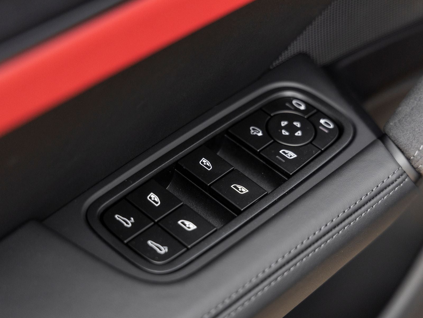 2026 Porsche Cayenne Cayenne GTS Coupe