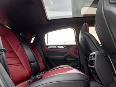 2026 Porsche Cayenne Cayenne GTS Coupe