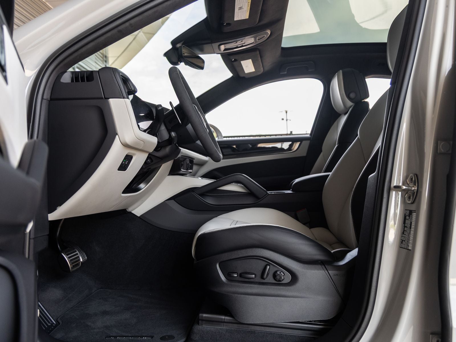 2026 Porsche Cayenne GTS Coupe