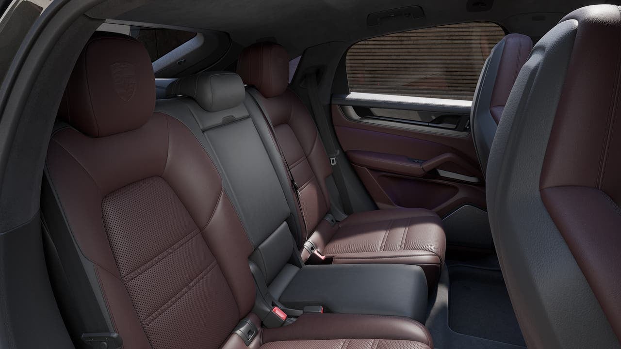 2027 Porsche Cayenne Cayenne GTS Coupe