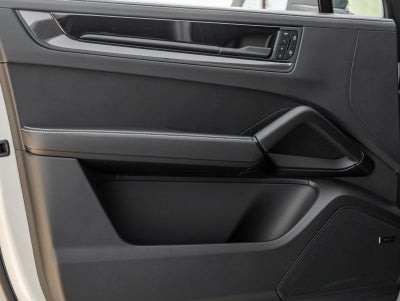 2026 Porsche Cayenne Coupe Cayenne GTS Coupe