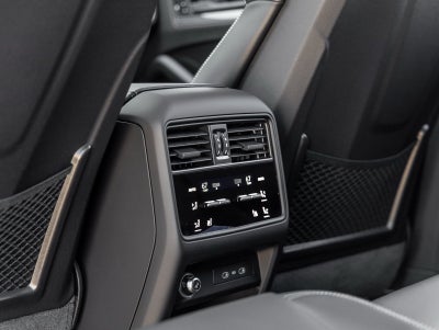 2026 Porsche Cayenne Coupe Cayenne GTS Coupe