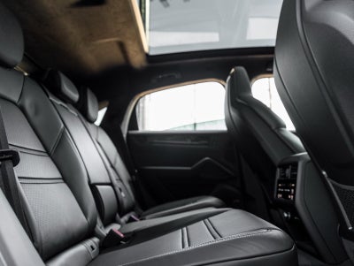 2026 Porsche Cayenne Coupe Cayenne GTS Coupe