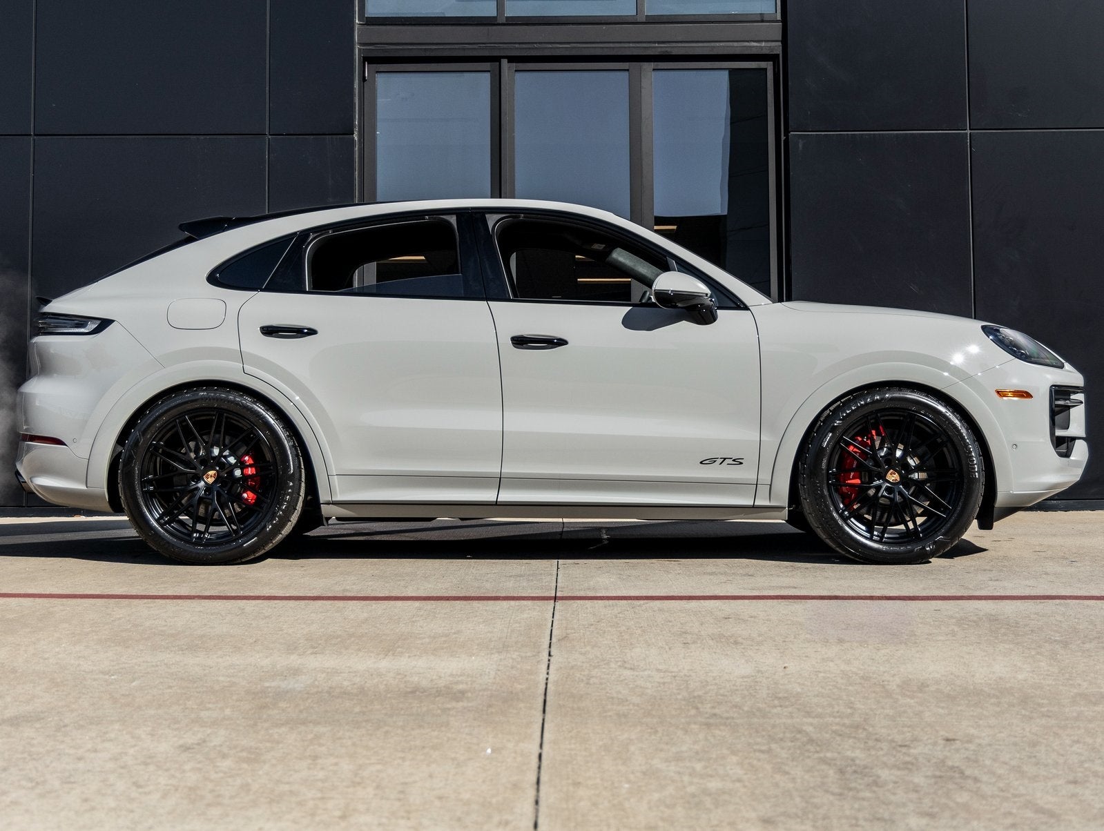 2026 Porsche Cayenne Coupe Cayenne GTS Coupe