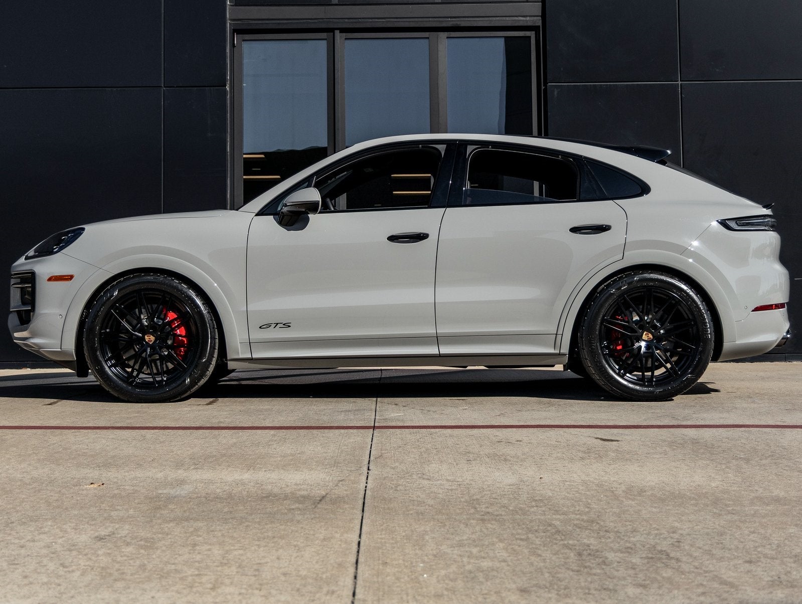 2026 Porsche Cayenne Coupe Cayenne GTS Coupe
