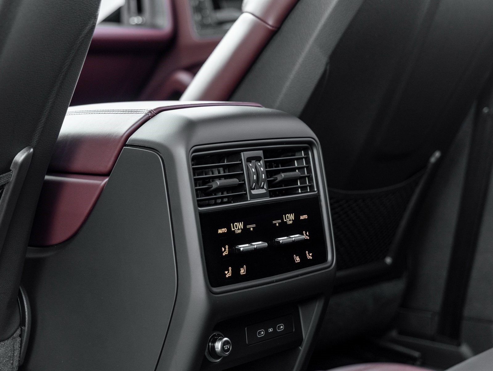 2026 Porsche Cayenne Coupe Cayenne GTS Coupe