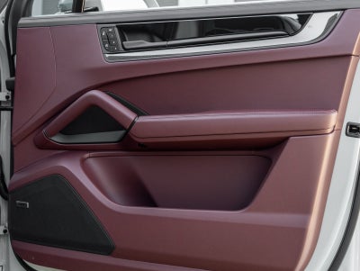 2026 Porsche Cayenne Coupe Cayenne GTS Coupe