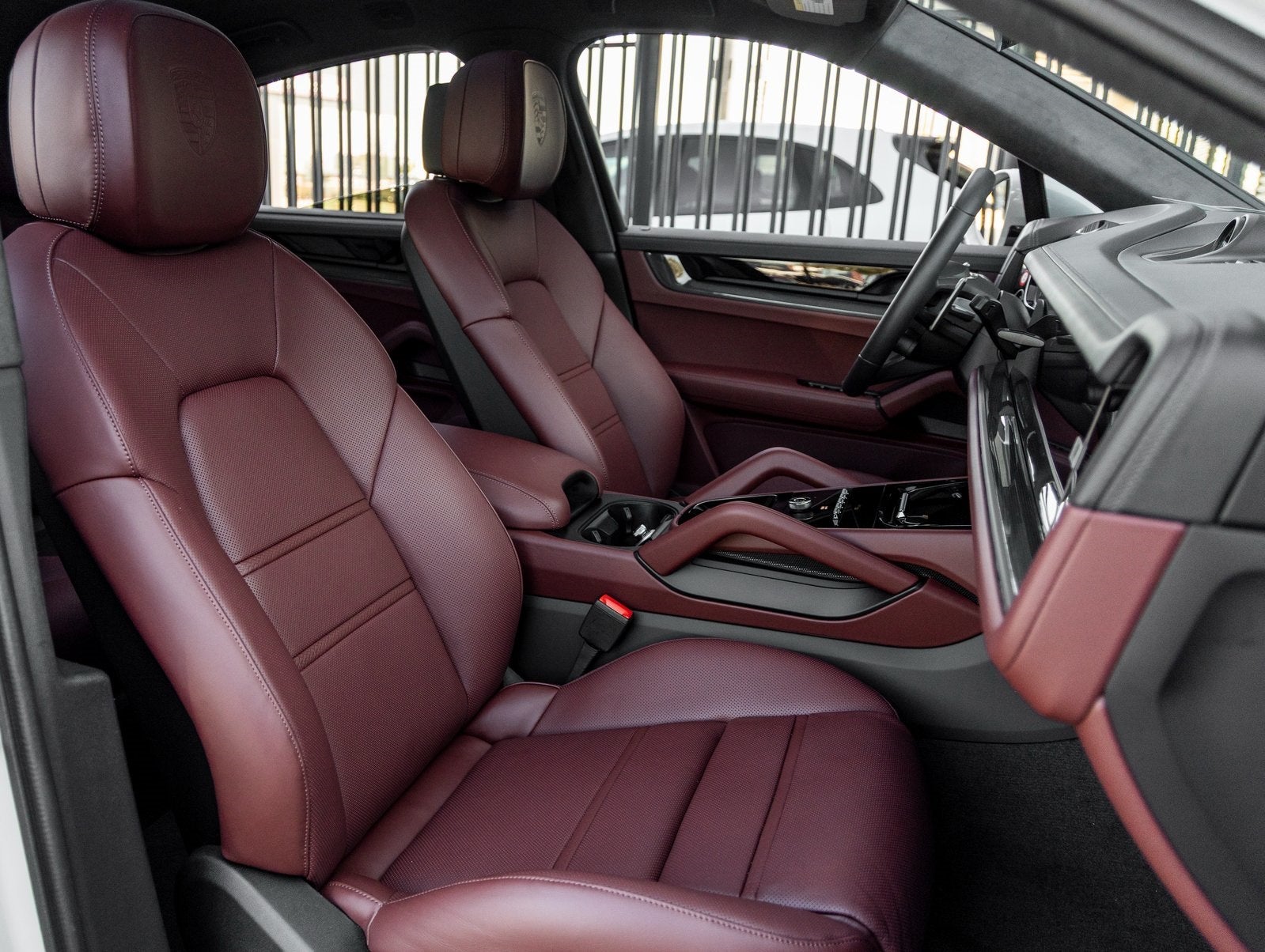 2026 Porsche Cayenne Coupe Cayenne GTS Coupe