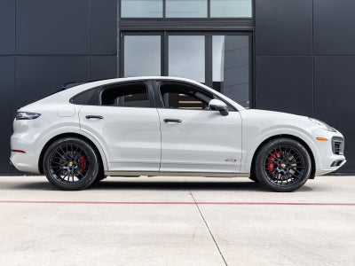 2023 Porsche Cayenne GTS Coupe