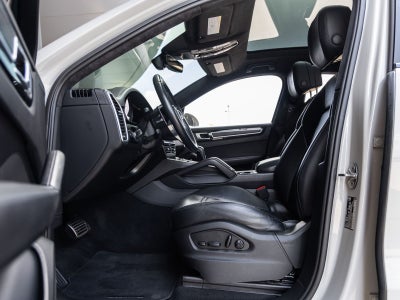 2023 Porsche Cayenne GTS Coupe
