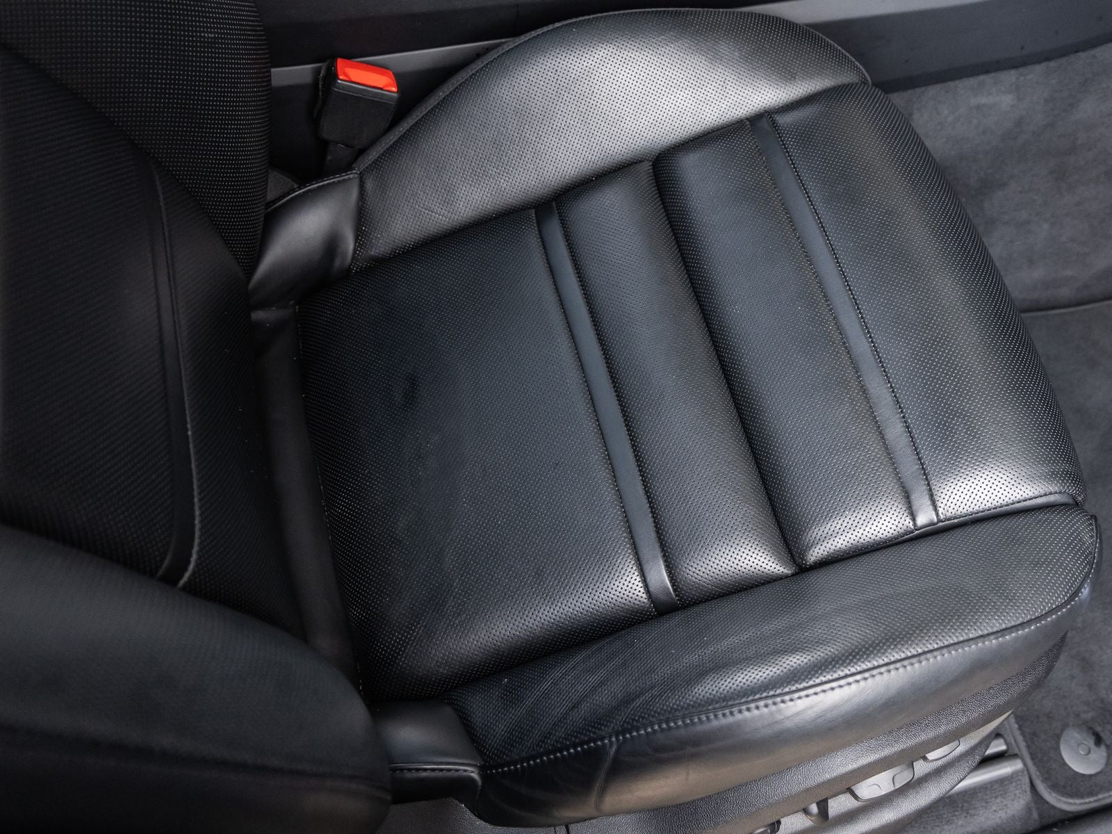 2023 Porsche Cayenne GTS Coupe