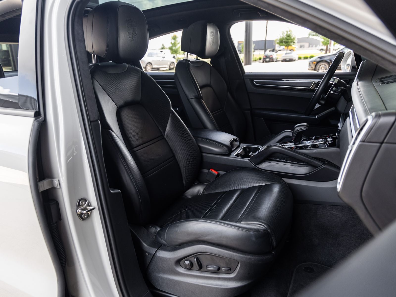 2023 Porsche Cayenne GTS Coupe