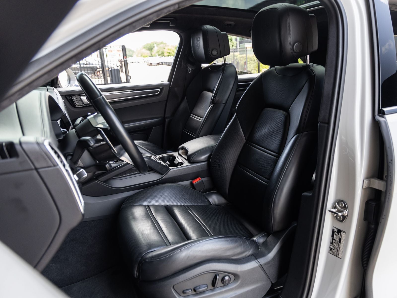 2023 Porsche Cayenne GTS Coupe