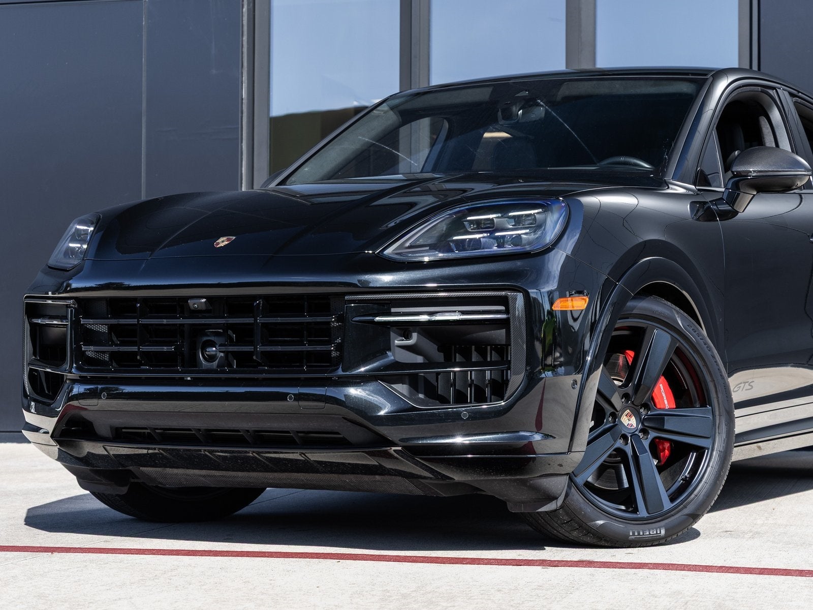 2025 Porsche Cayenne Coupe GTS