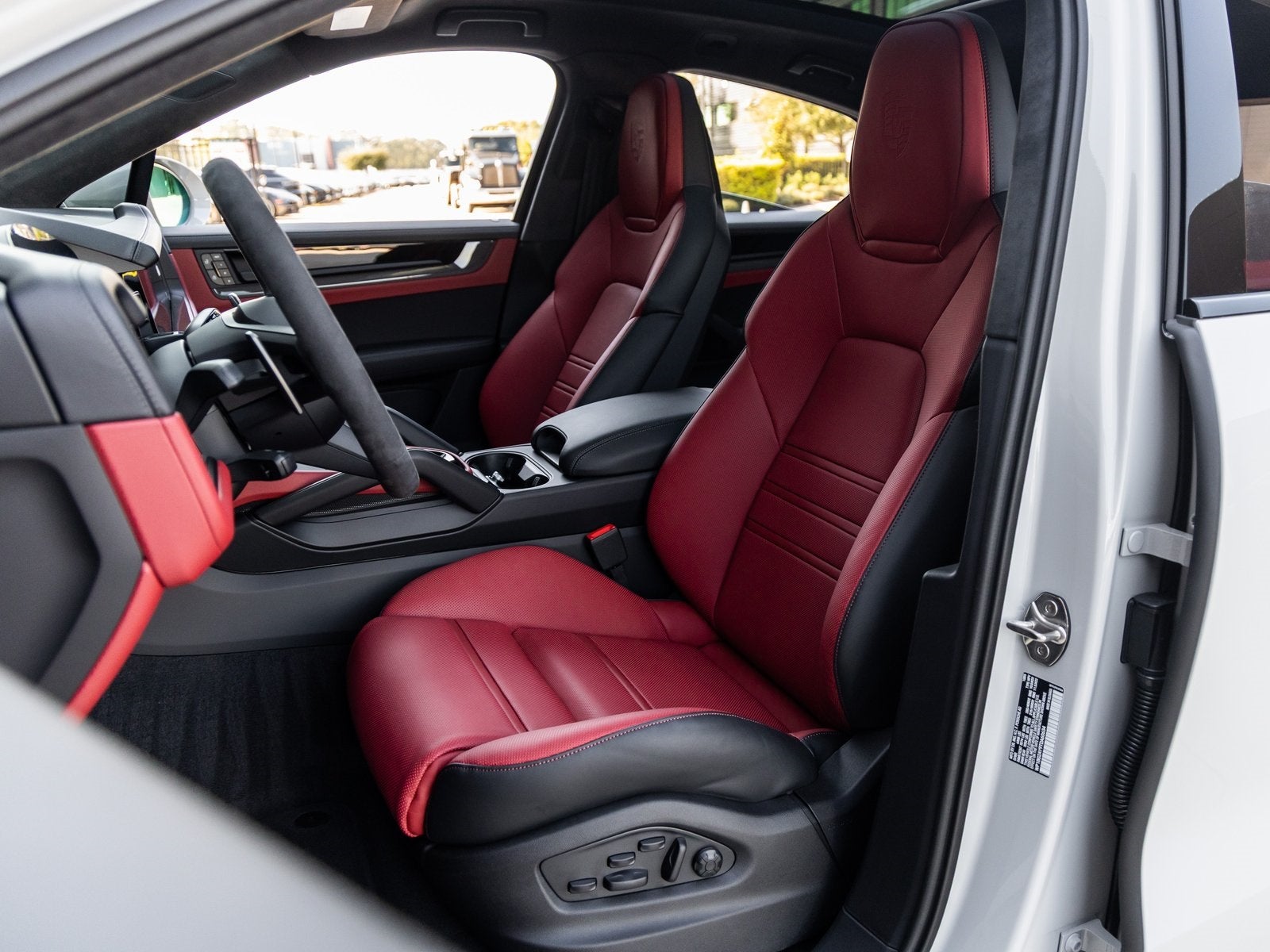 2026 Porsche Cayenne Coupe Cayenne GTS Coupe