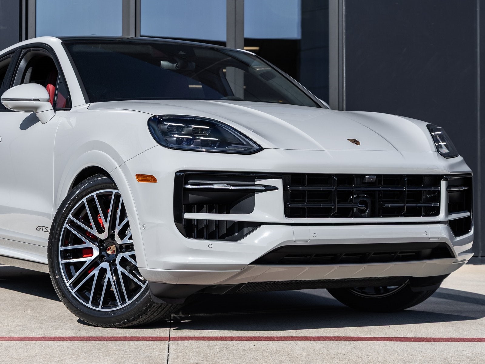 2026 Porsche Cayenne Coupe Cayenne GTS Coupe