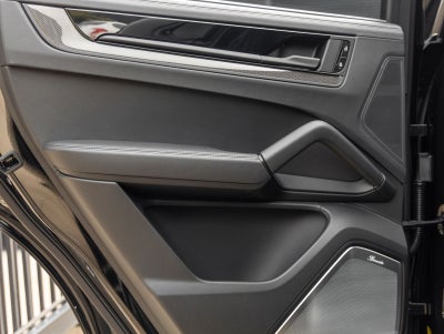 2026 Porsche Cayenne Coupe Cayenne GTS Coupe