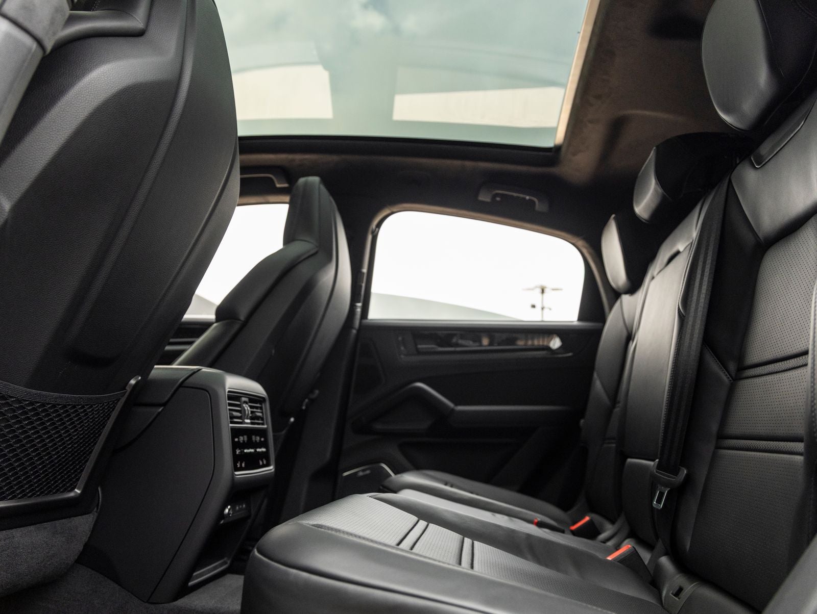 2026 Porsche Cayenne Coupe Cayenne GTS Coupe