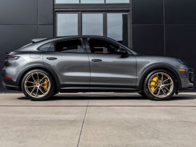 2025 Porsche Cayenne Cayenne Turbo GT