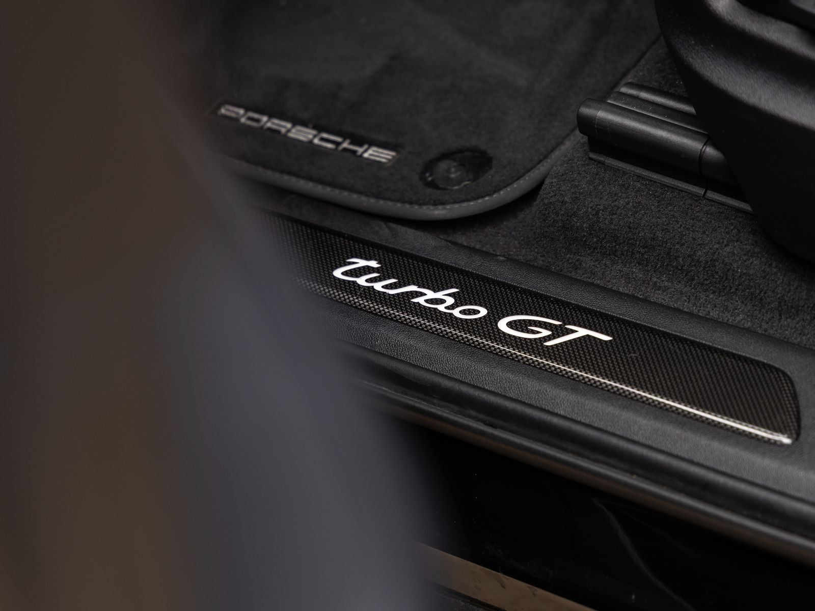2023 Porsche Cayenne Turbo GT