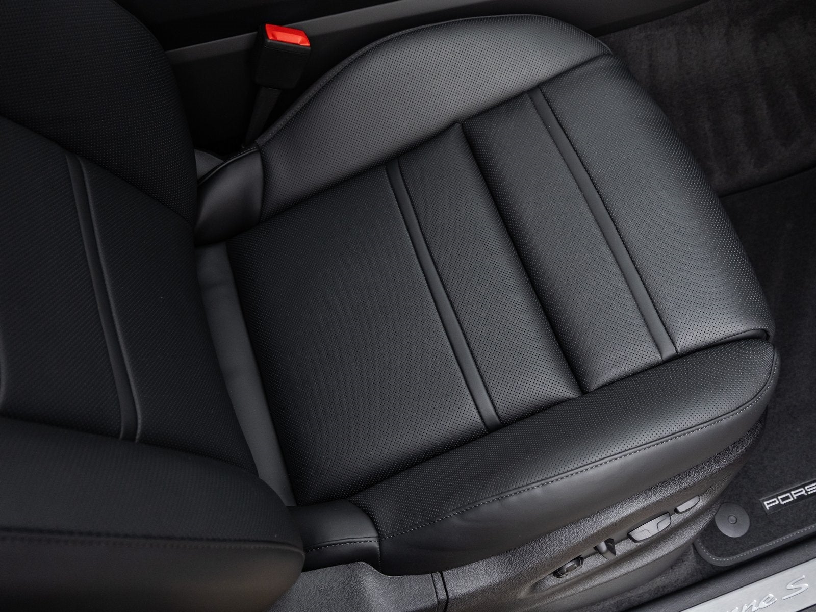 2026 Porsche Cayenne Coupe Cayenne S Coupe