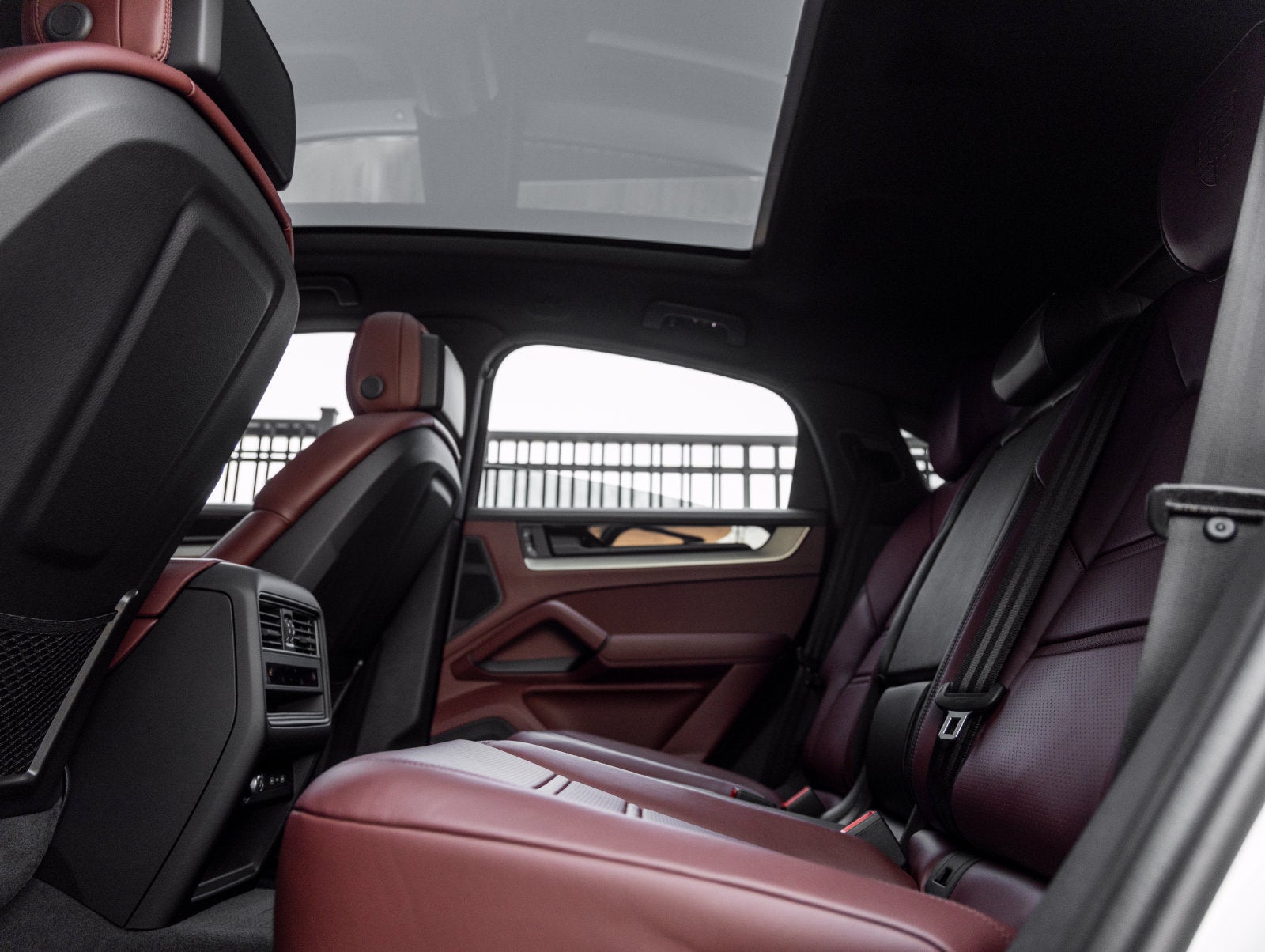 2026 Porsche Cayenne Cayenne S Coupe