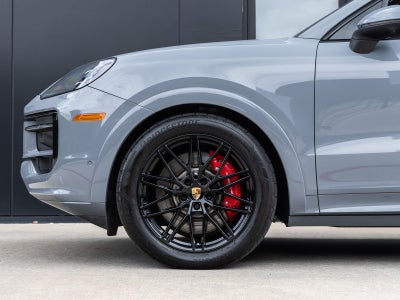 2024 Porsche Cayenne S Coupe