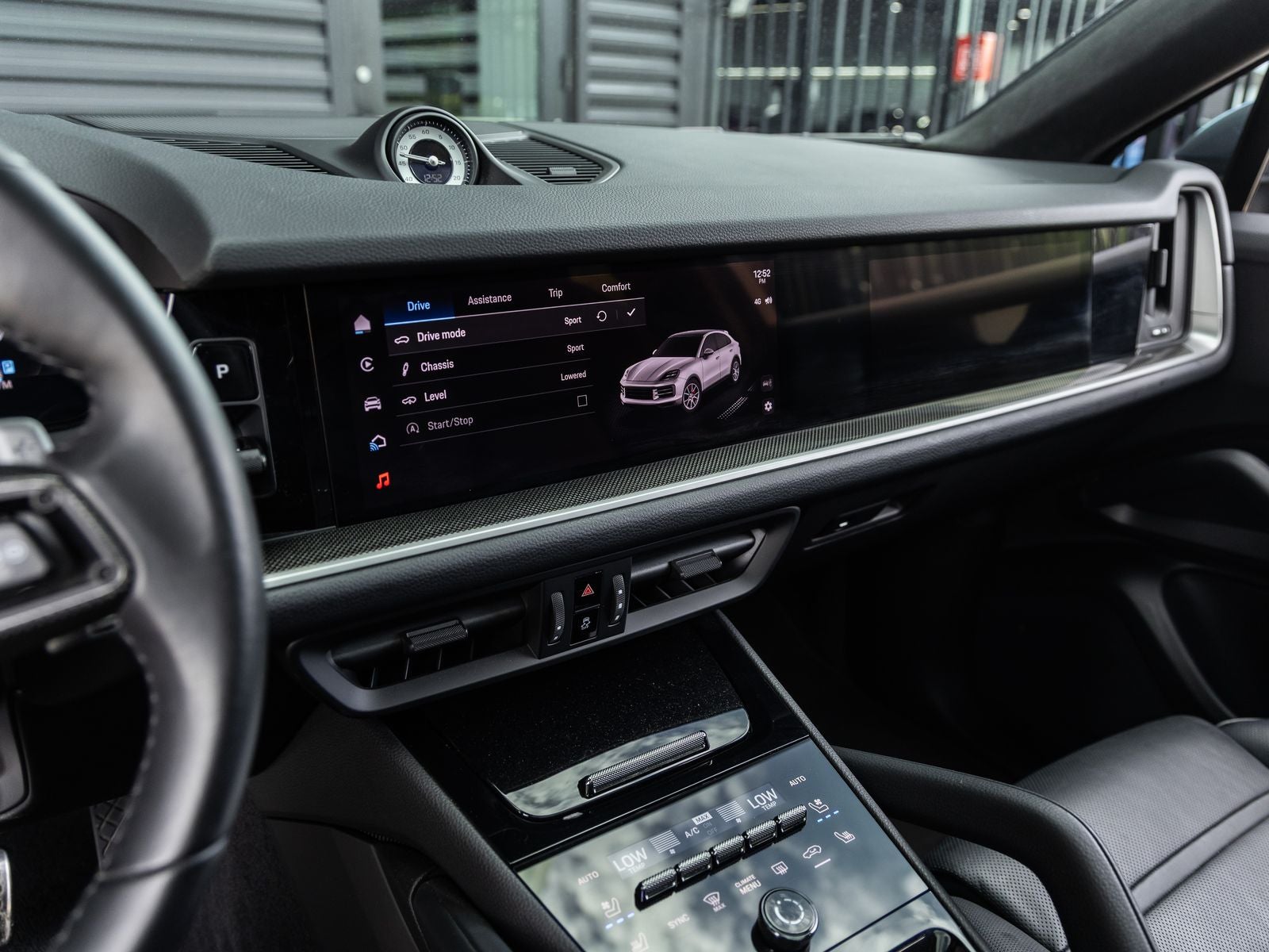 2024 Porsche Cayenne S Coupe